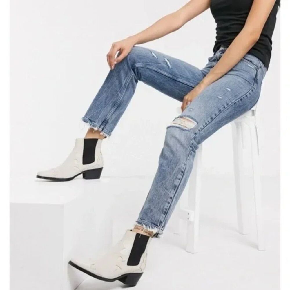 Free People Dakota Straight Leg Jean in Indigo Blue, Sz 27, Distressed Festival